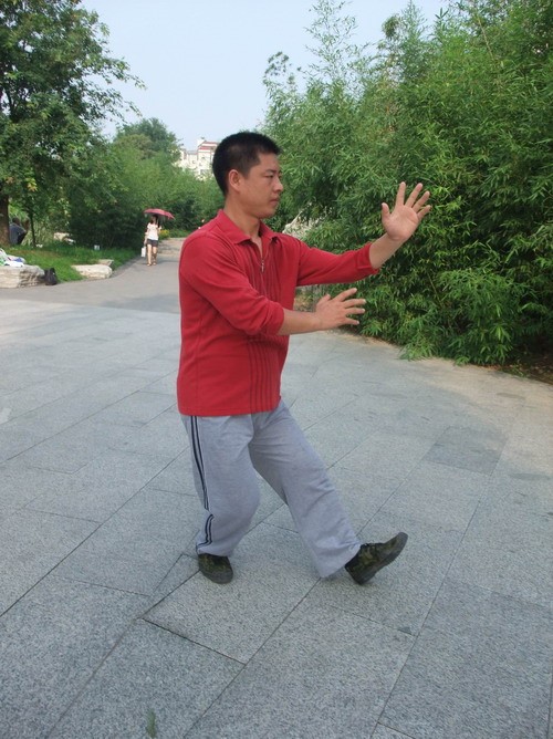 熊广永（家乐福超市 练习3个月） · 原站图片 1